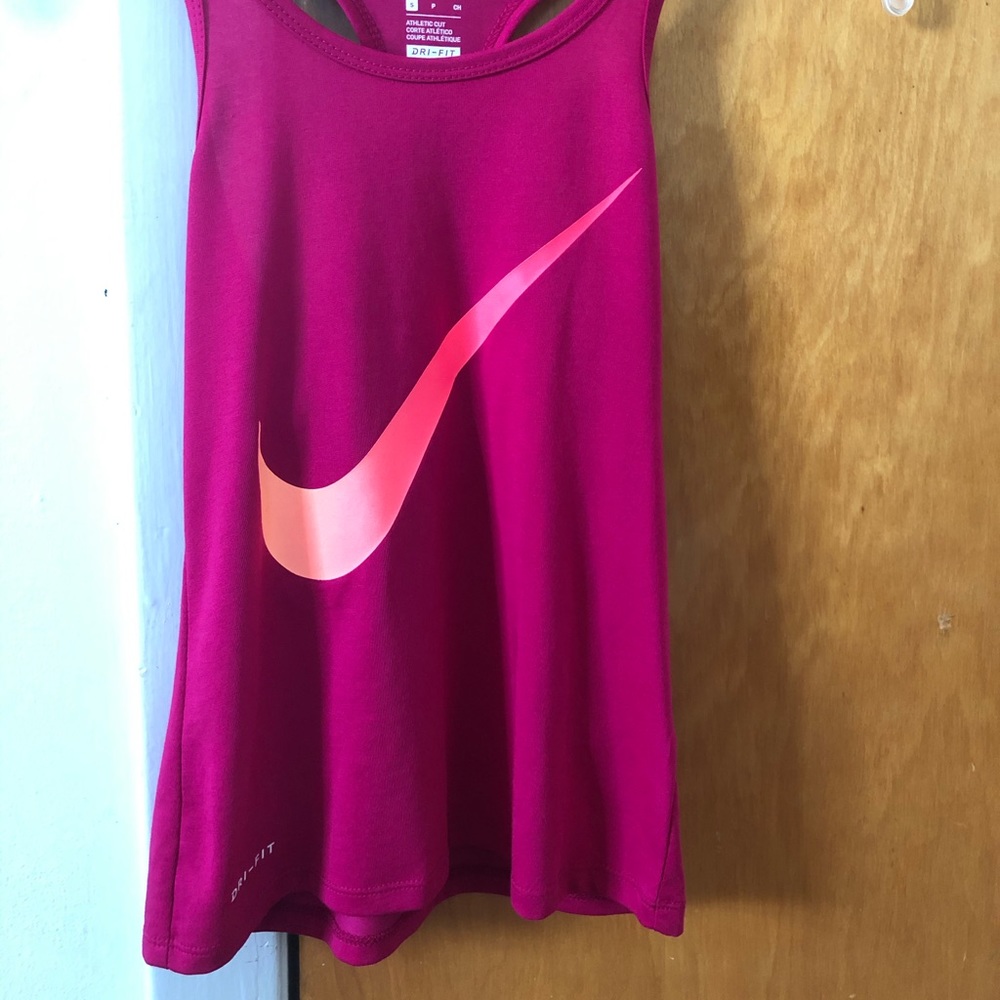Pink & black Nike tank top BUNDLE